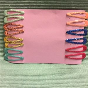 Hair clips never been in anyone’s hair good co.!!